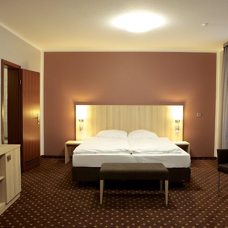 Attimo Hotel Stuttgart***S Екстериор снимка