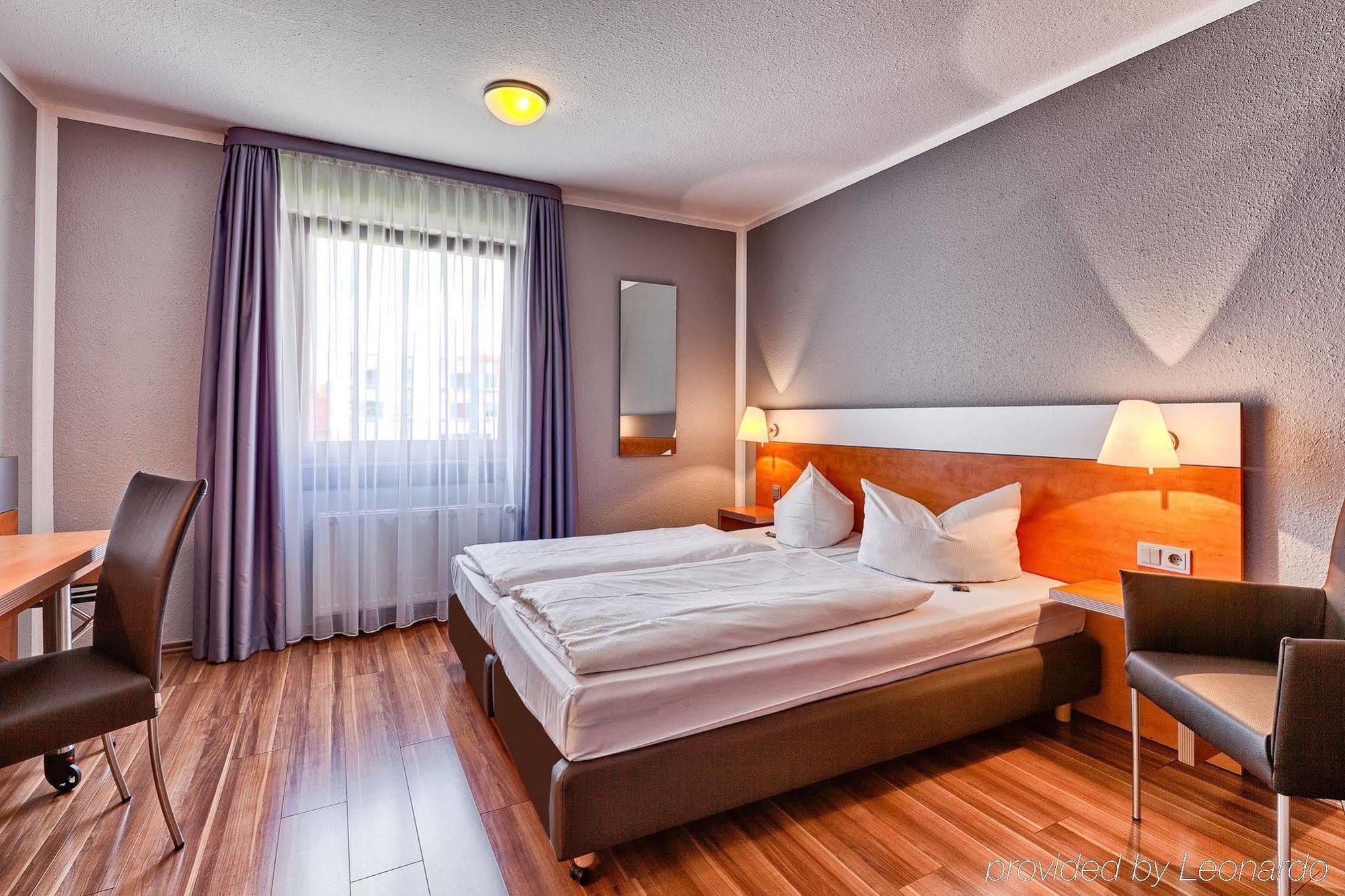 Attimo Hotel Stuttgart***S Екстериор снимка